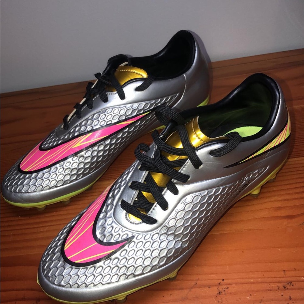 Nike Hypervenom Soccer Cleats *Size 6.5*